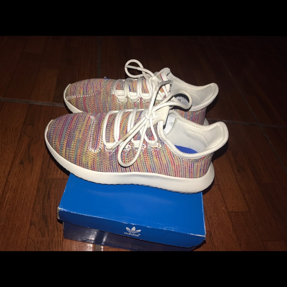 Adidas - Picture 3 of 5